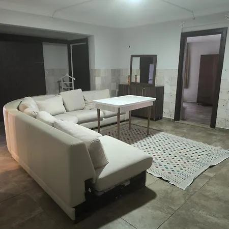 Safari N-17 Big 3* סייד