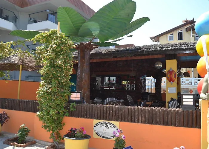 Апарт-отель Safari N-17 Big 3*