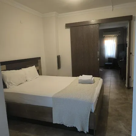 Safari N-17 Big 3* Σιντέ