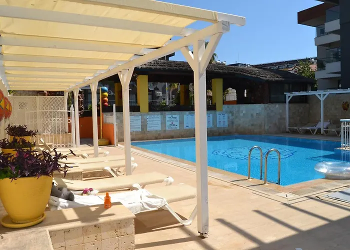 Safari N-17 Big Apartahotel Side