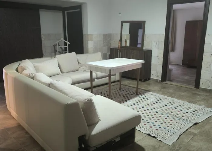 Safari N-17 Big 3* Side