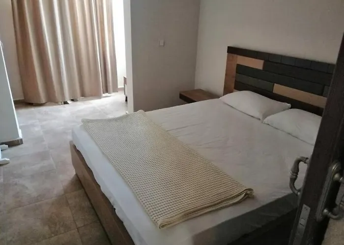 Aparthotel Safari N-17 Big 3*